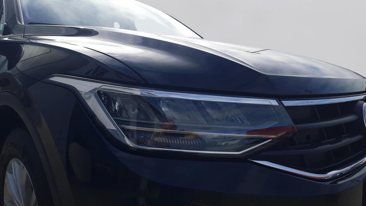 Volkswagen TIGUAN 1.5 TSI Automaat Life Business | Trekhaak | Navigatie |