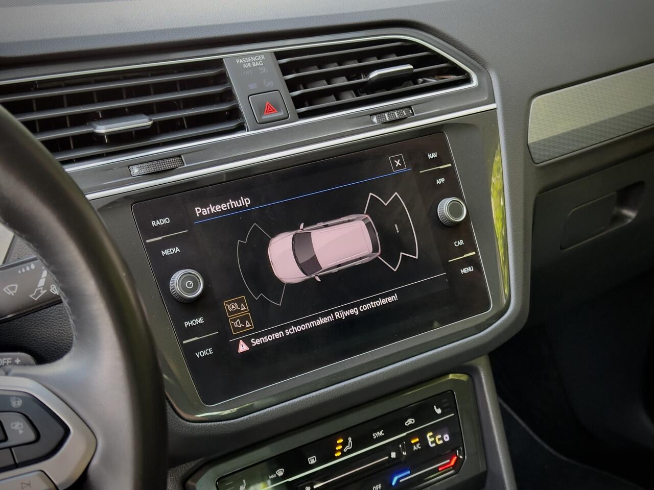 Volkswagen TIGUAN 1.4 TSI AUT6 eHYBRID R-LINE + NW-MODEL VOL-LEDER DIGI-DASH AIRCO IQ-DRIVE PARK-ASSIST LED LMV PDC