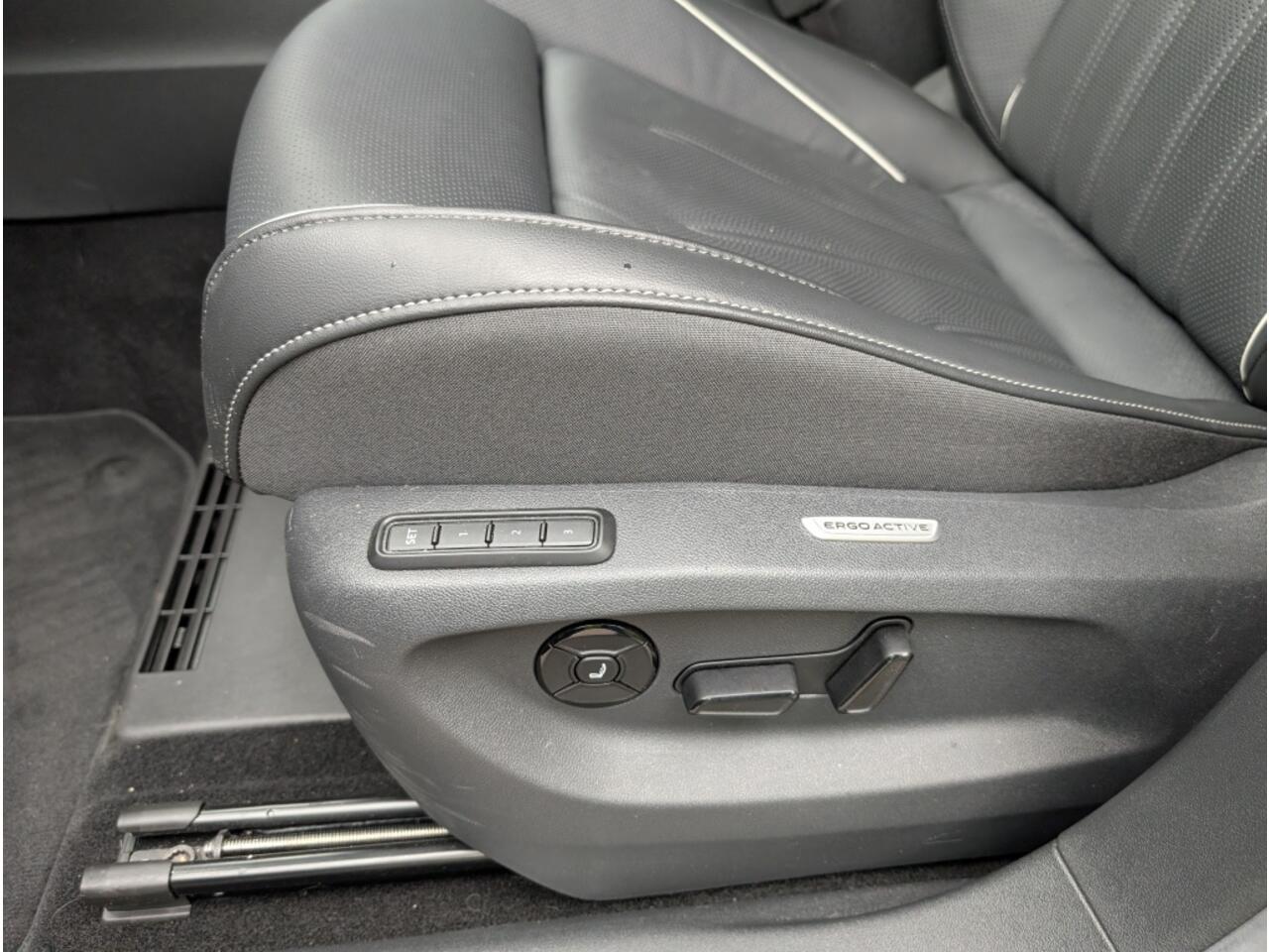 Volkswagen TIGUAN 1.5 eTSI Life Edition DSG/360 camera/Style pakket