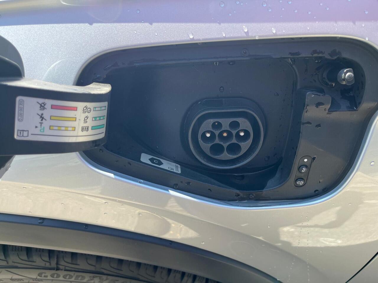 Volkswagen TIGUAN 1.4 TSI eHybrid PHEV R-Line Business+ | LED Matrix | Camera | Adaptive CC | Black Pack | (occasion)