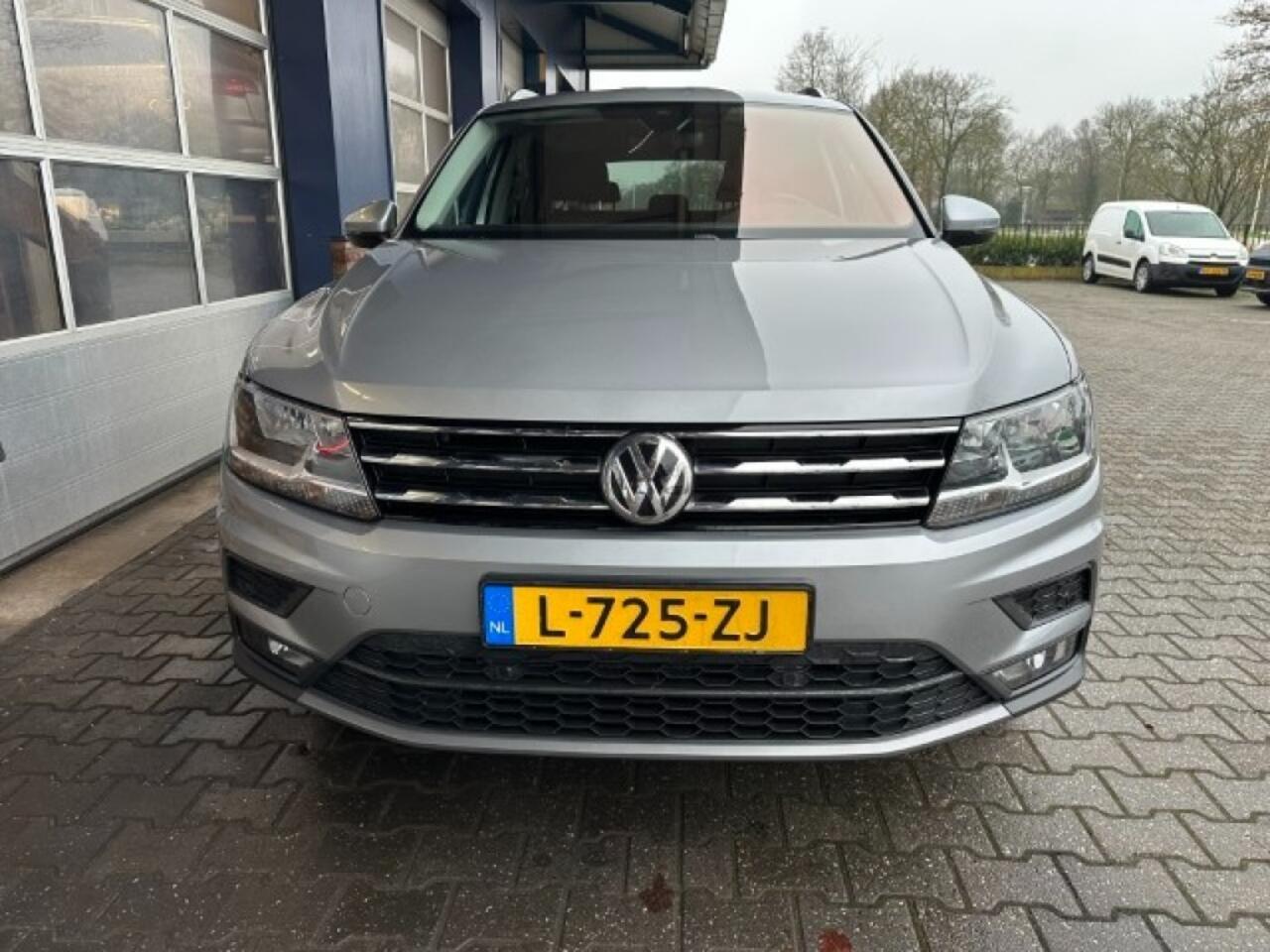 Volkswagen TIGUAN 1.5 TSI COMFORT BNS. TREKHAAK. KEYLESS. APPLE CARPLAY/ANDROID AUTO. ALL IN PRIJS.