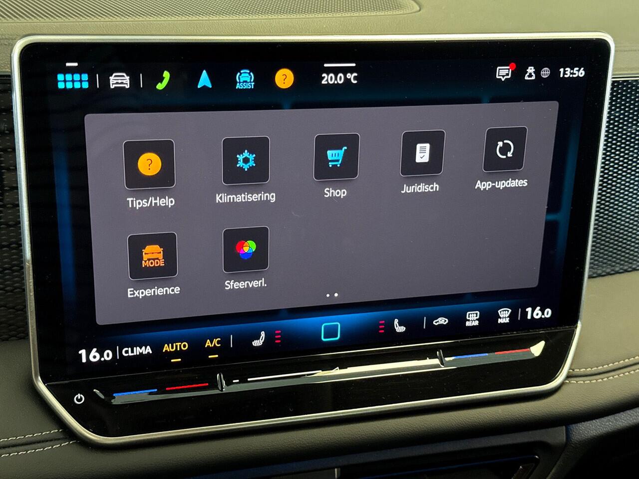 Volkswagen TIGUAN 1.5 150pk eTSI Life Edition Stoel Verwarming / Stuur Verwarming / Assistance Pakket