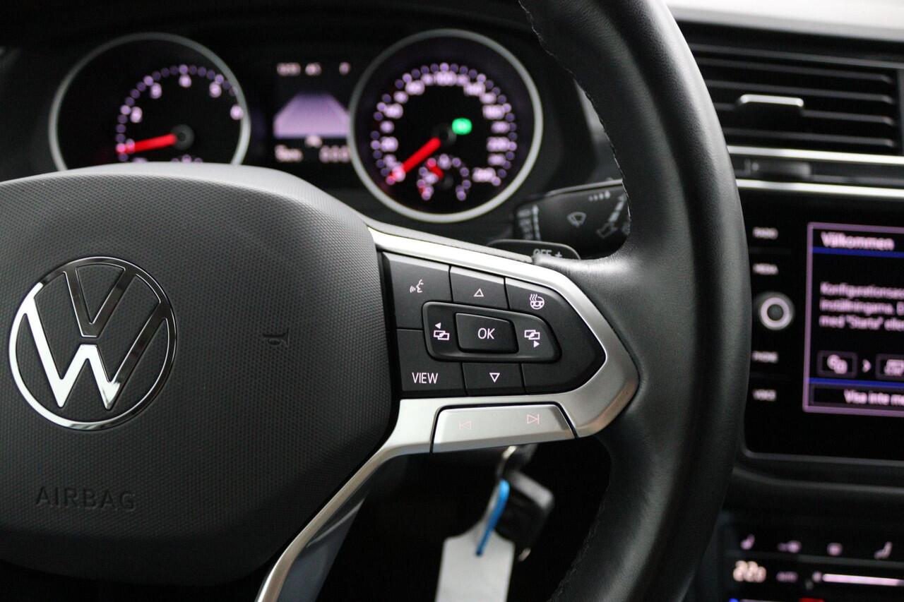 Volkswagen TIGUAN 1.5 TSI Life Business | Trekhaak | Parkeercamera | Stoel/stuur verwarming |