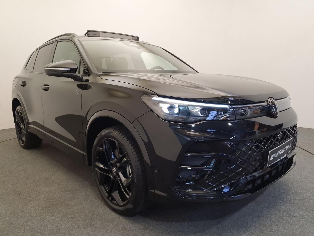 Volkswagen TIGUAN 1.5 eHybrid 272pk DSG/AUT R-Line Wegklapbare trekhaak, Panoramadak, Harman/Kardon, Leder