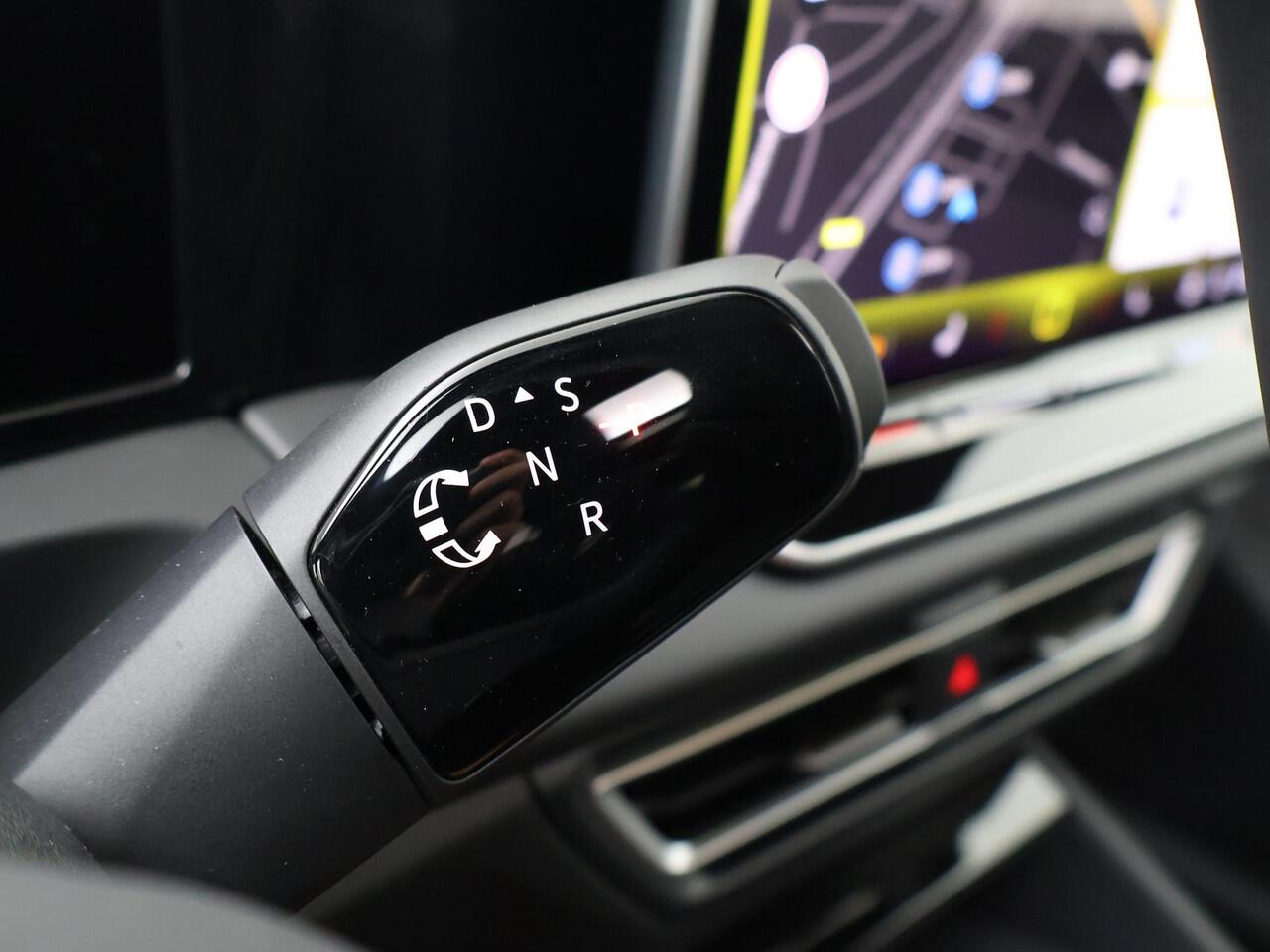 Volkswagen TIGUAN 1.5 eHybrid 272pk R-Line Edition DSG | Black Style | Assistance Plus pakket | Comfort pakket |