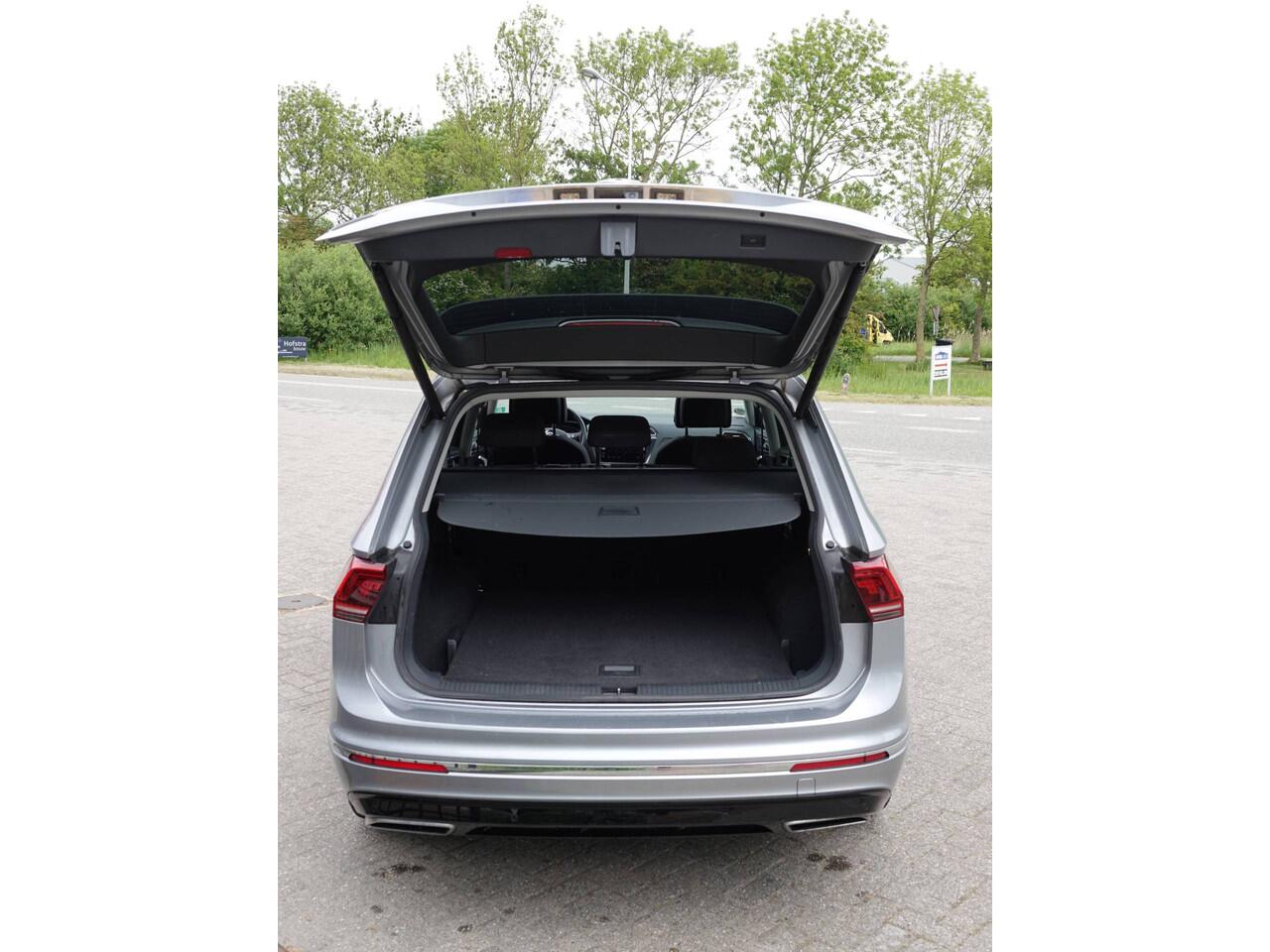Volkswagen TIGUAN Allspace 1.5 TSI 150 PK Highline R-LINE PANO | LED | VIRTUAL | ACC | ECC | CAMERA