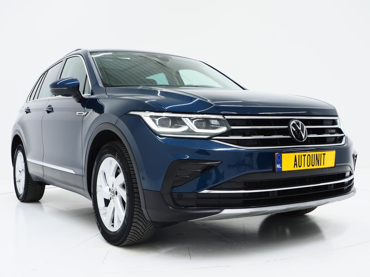 Volkswagen TIGUAN 1.4 TSI eHybrid Elegance | Panoramadak | Trekhaak | Camera | Adaptive Cruise | Virtual | Keyless | Carplay