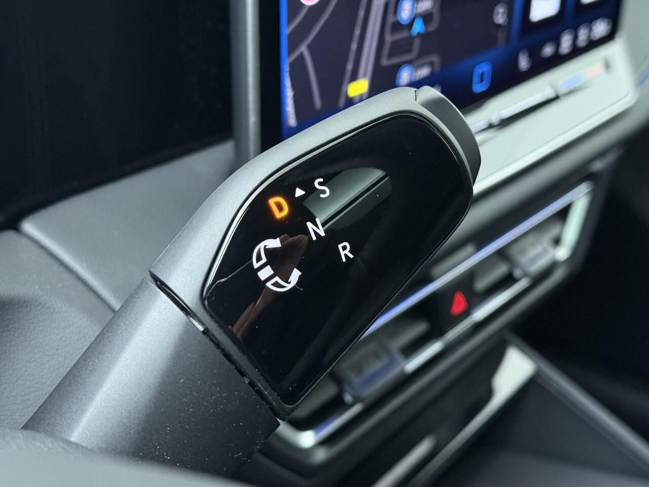 Volkswagen TIGUAN R-Line-Edition 1.5 110 kW / 150 pk eTSI 7 versn. DSG | Trekhaak met wegklapbare kogel | Panoramadak |