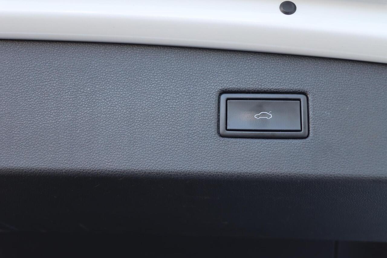 Volkswagen TIGUAN 1.5 TSI Highline Business R DSG7 150pk R-Line / Panoramadak / 20 inch