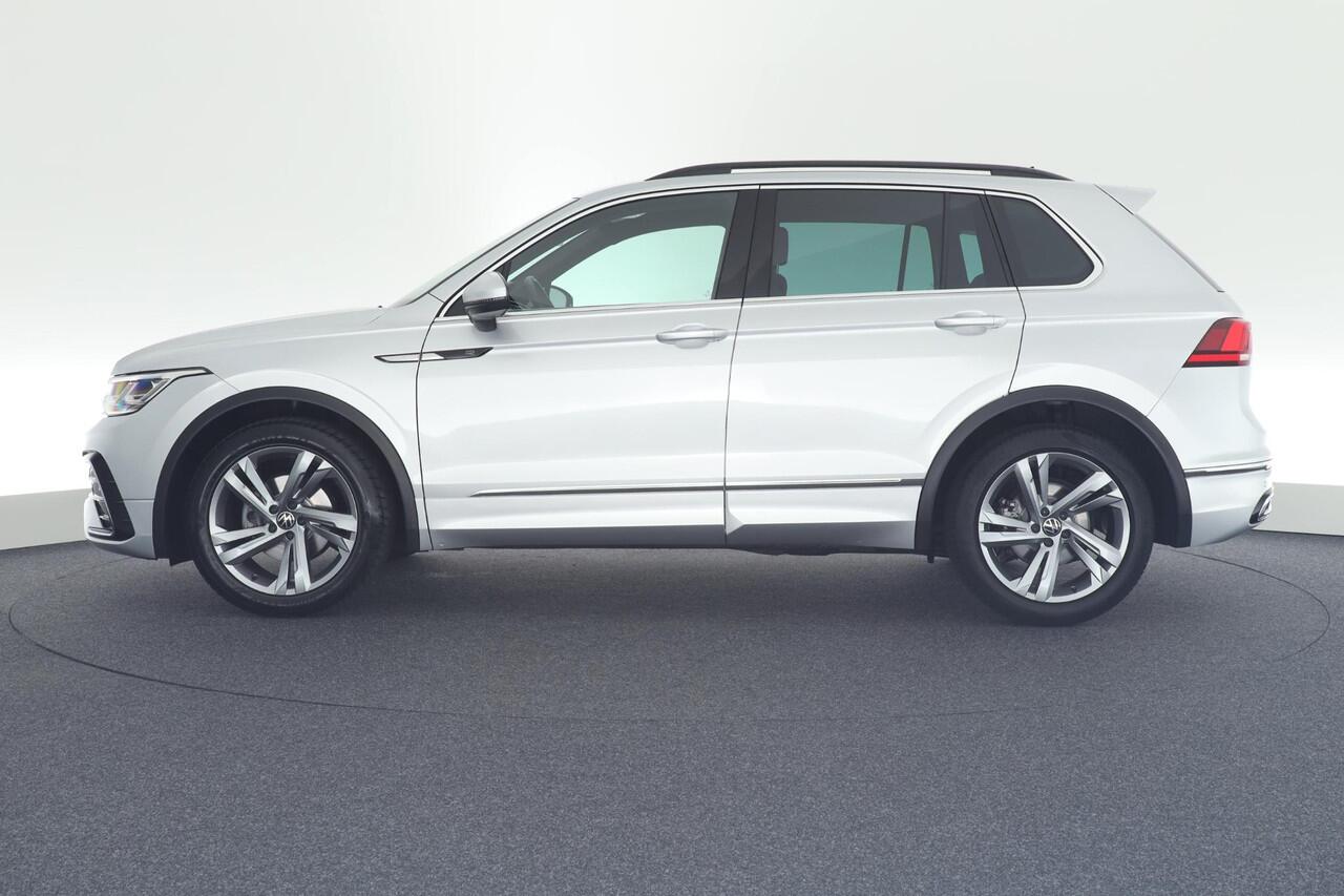 Volkswagen TIGUAN 1.5 TSI 150pk DSG 2x R-Line Virtual Cockpit Navigatie