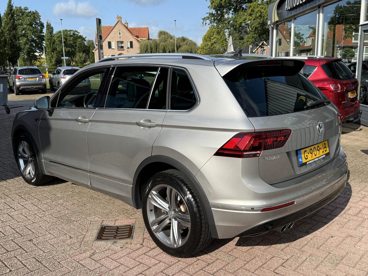 Volkswagen TIGUAN 1.5 TSI ACT Highline Business R | AUTOMAAT | NW STAAT | TREKHAAK |