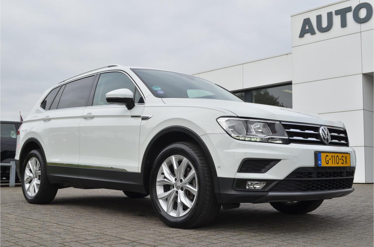 Volkswagen TIGUAN Allspace 1.5 TSI Comfortline Business Trekhaak wegklapbaar | Carplay | a.Camera | Elektr achterklep | Stoelverwarming
