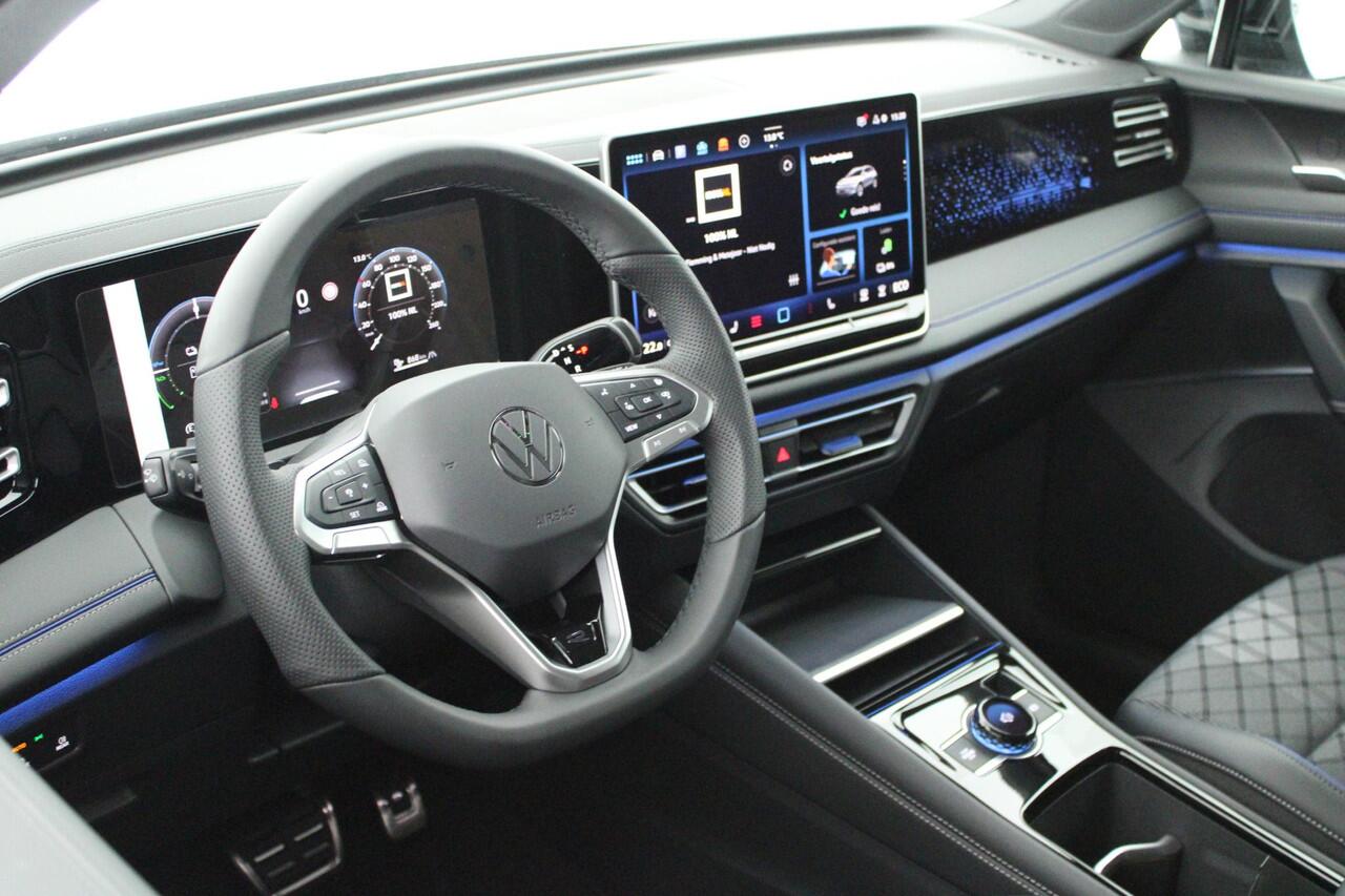 Volkswagen TIGUAN 1.5 272pk eHybrid R-Line Edition Trekhaak Camera Keyless Massage Virtual Cockpit Panoramadak Carplay