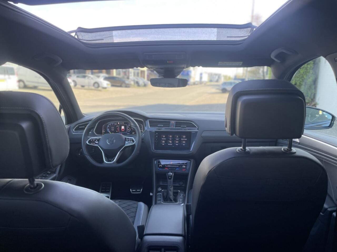 Volkswagen TIGUAN 1.5 TSI 3X R-Line Black *IQ Light* PANO