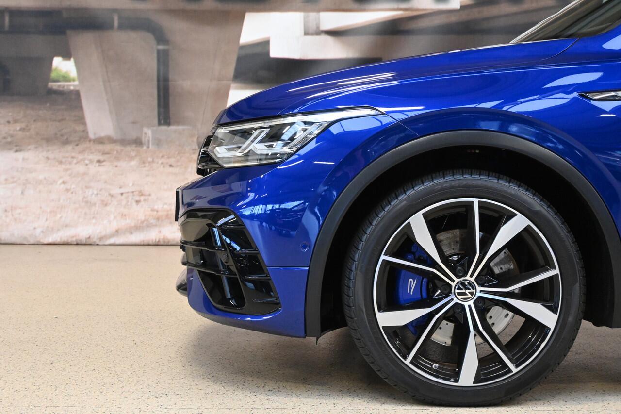 Volkswagen TIGUAN 2.0 TSI 320pk R 75 Edition 4Motion | DCC | Pano | IQ. Light | Camera | Trekhaak | 100% (Dealer) onderhouden label