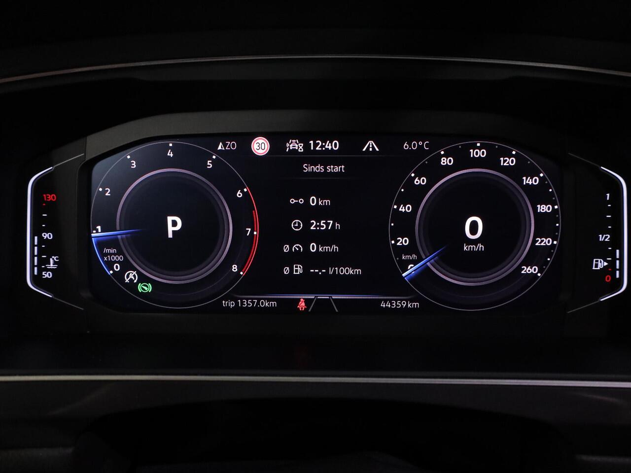 Volkswagen TIGUAN Allspace 1.5 TSI Highline Business R 7p. 150pk DSG| Pano-dak| 20'LM-velgen|