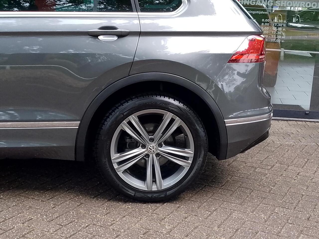 Volkswagen TIGUAN 1.5 TSI ACT Comfortline Business R-Line AUTOMAAT | Virtual Cockpit | Navi | ECC | PDC | LM Velgen | Cruise Control