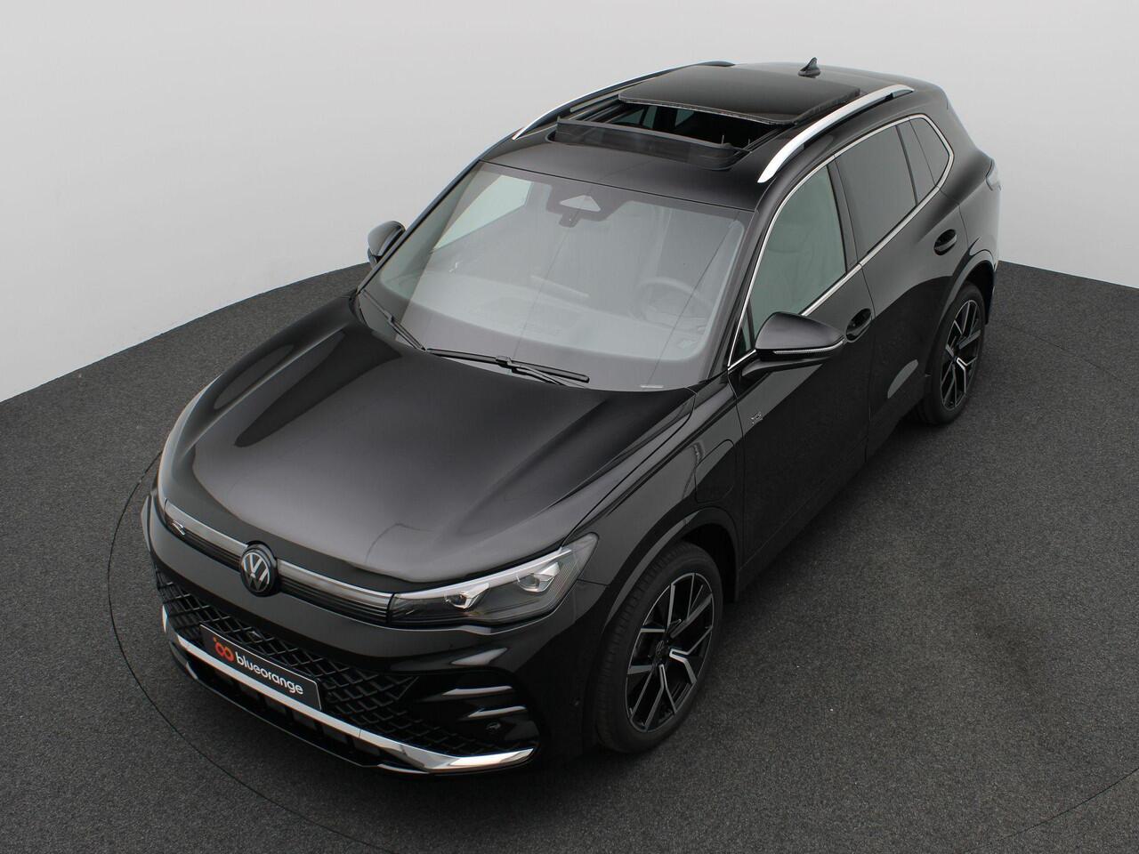 Volkswagen TIGUAN 1.5 eHybrid R-Line Edition 272PK DSG Pano-Schuifdak, Trekhaak, Leder, 360gr. camera, Adaptieve Cruise Controle, Matrix LED verlichting, Keyless, Navi, Side Assist, Alarm, 20" LM Velgen