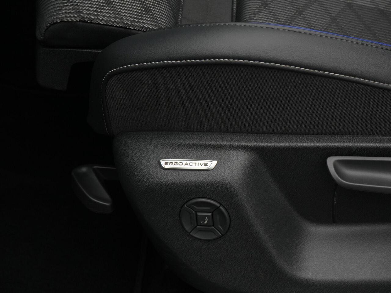 Volkswagen TIGUAN 1.5 eTSI 150 pk DSG R-Line Edition | Panoramadak | Trekhaak | Achteruitrijcamera | Stoel-/stuurverwarming | 20 inch