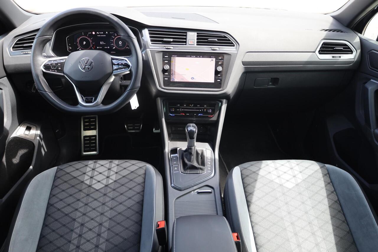 Volkswagen TIGUAN 1.4 TSI eHybrid R-Line Business+ 245PK / 180kW DSG, 20" 'Misano' LMV, achteruitrijcamera (rear view), LED Matrix (IQ.Lights), dodehoekdetectie (side assist), adaptief onderstel (dcc), elektrisch verstel-, verwarm- en inklapbare buitenspiegels (spiegel pak