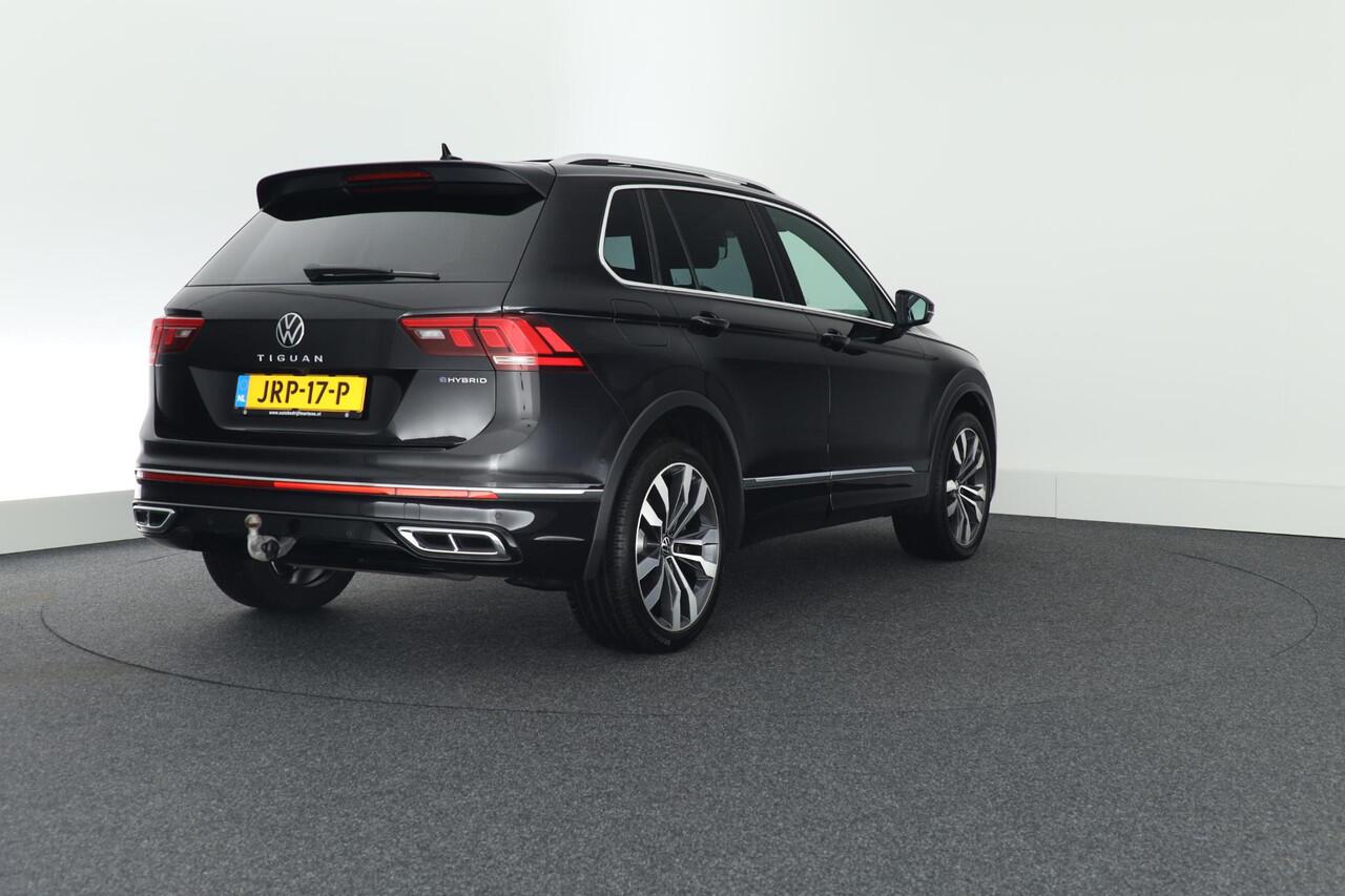 Volkswagen TIGUAN 1.4 TSI 245pk eHybrid R-Line Business+ Trekhaak Camera Stoelverwarming Keyless Virtual Cockpit Panoramadak Navigatie
