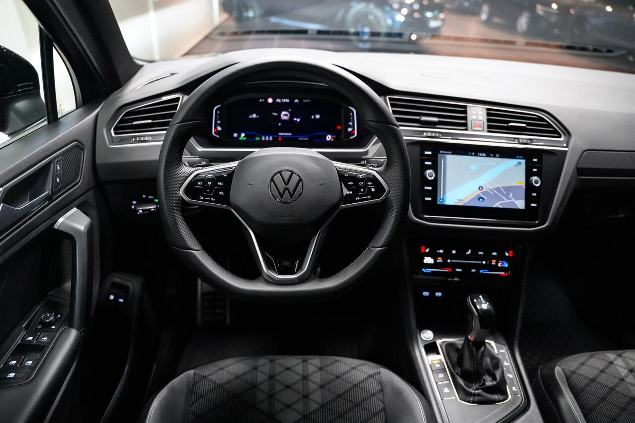 Volkswagen TIGUAN 1.4 TSI eHybrid R-Line Black style|360* cam|20 inch