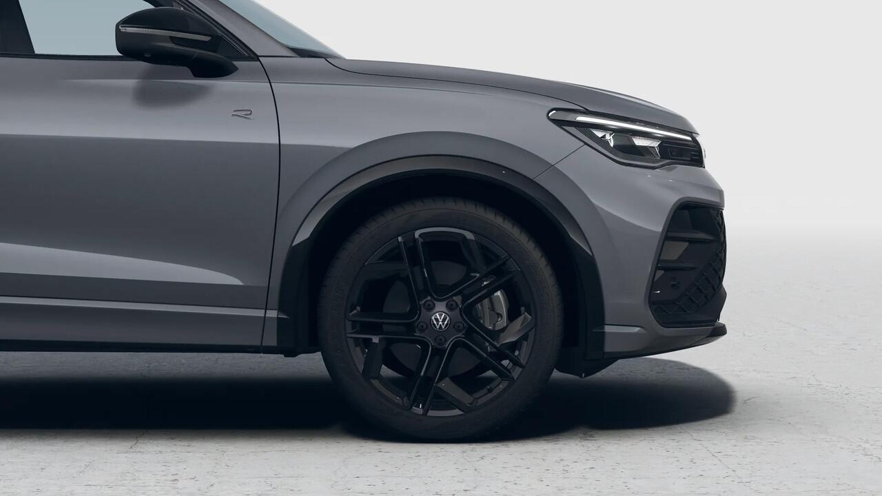 Volkswagen TIGUAN 1.5 eHybrid 204 6DSG R-Line Edition Automaat | Black Style Pakket