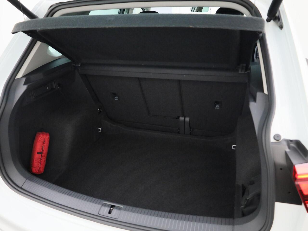 Volkswagen TIGUAN 1.5TSI/150PK Life Active · Camera · Navigatie · Trekhaak · Stoel-& stuurverwarming · Garantie tot mei 2026 of 100000km