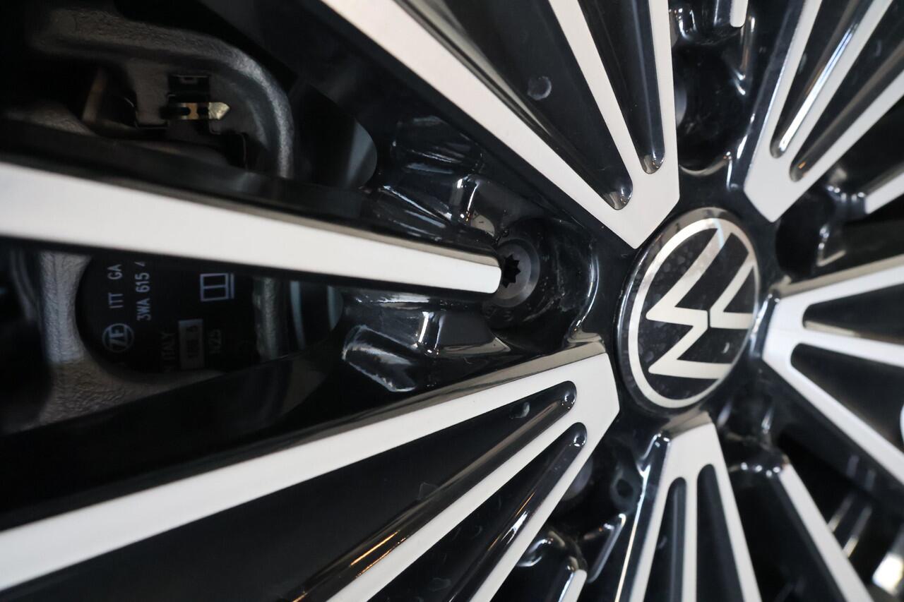 Volkswagen TIGUAN 1.5 eHybrid 204pk Edition Pano/IQ.Light/Keyless/Camera/ACC/DCC/Elek. klep/Dodehoek/trekhaak wegkl.