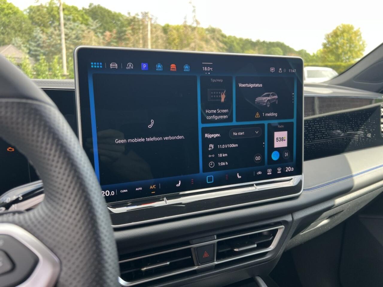 Volkswagen TIGUAN 1.5 eTSI DSG R-Line Blackstyle Pano Trekhaak IQ HUD