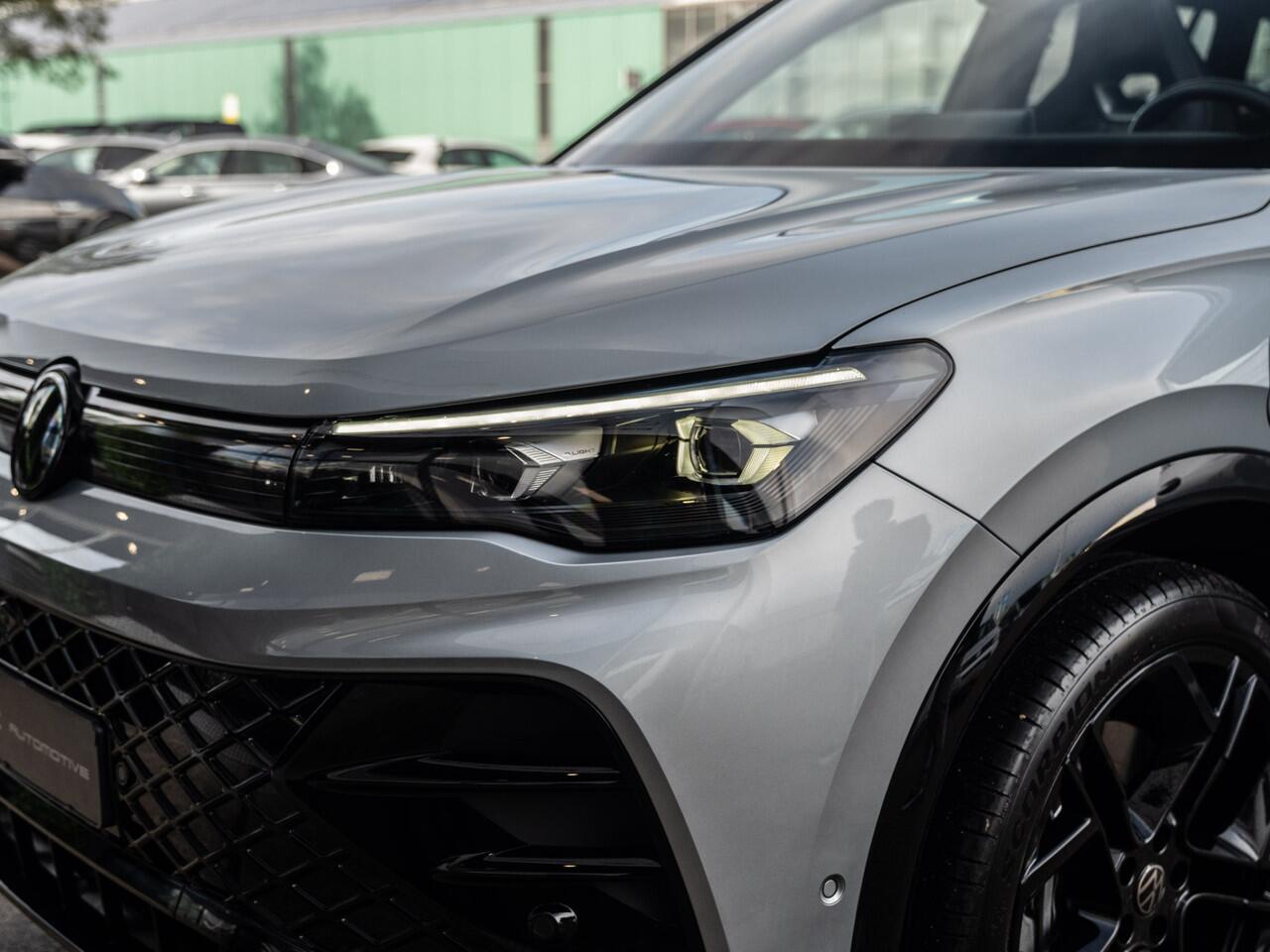 Volkswagen TIGUAN 1.5 eHybrid 272PK R-Line Edition | Pano | HUD | 360 Cam | 120KM WLTP | BTW |