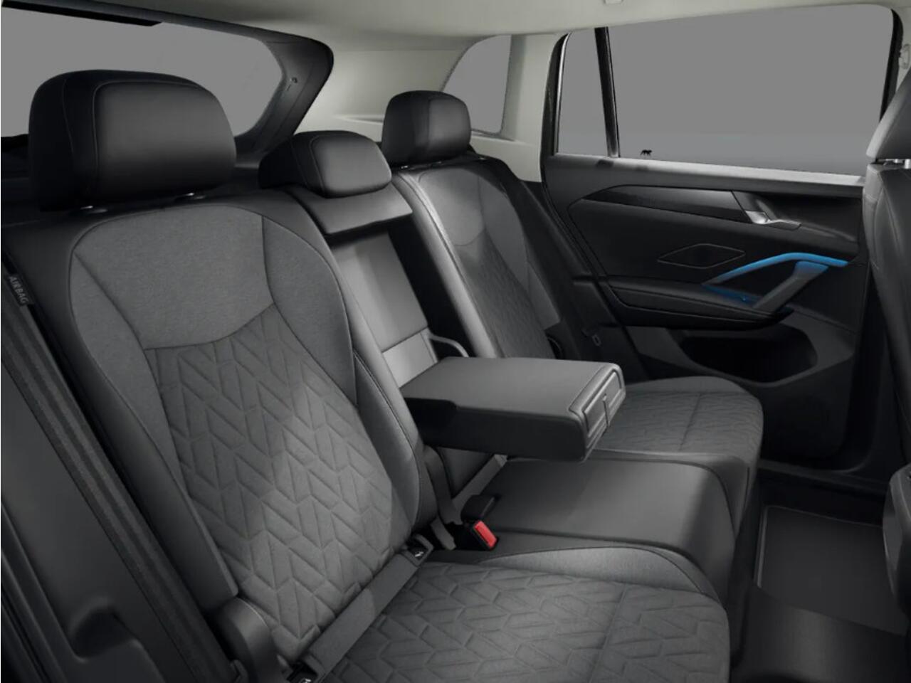 Volkswagen TIGUAN Life Edition 1.5 eHybrid 204 PK 6 versn. DSG PRIVATE LEASE VANAF ¤510P/M · Achteruitrijcamera · Draadloze telefoonverbinding · Voorstoelen verwarmbaar · Voorraad OUTLET · Achteruitrijcamera · Draadloze telefoonverbinding · Voorstoelen verwarmbaar · Trekha