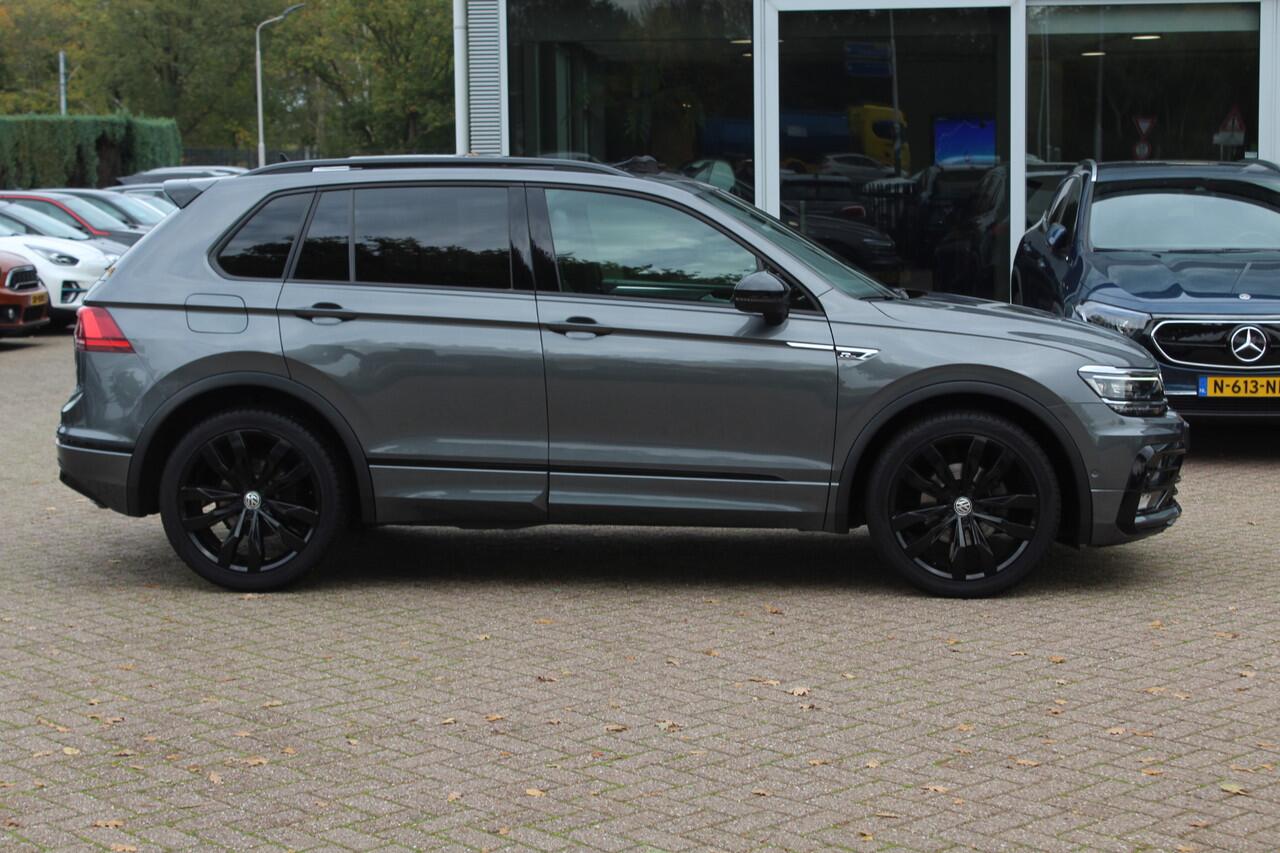 Volkswagen TIGUAN 1.5 TSI ACT Highline Business 3x R-Line / Panoramadak / Camera / Leder / 20'' / Blackpack / CarPlay / DAB / Stoelverwarming / Virtual Cockpit / ACC