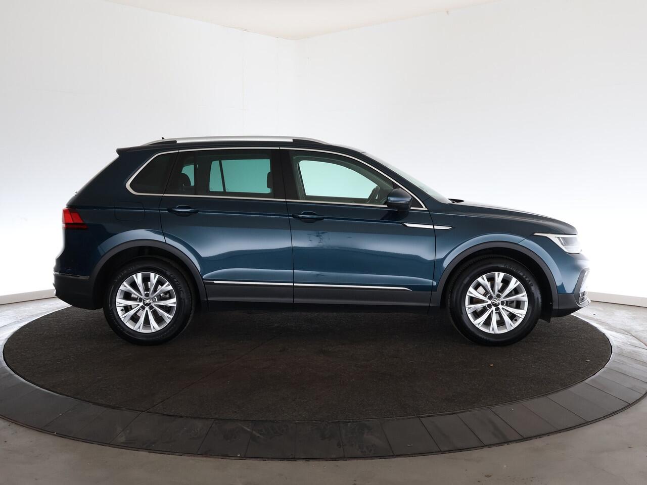 Volkswagen TIGUAN 1.5 TSI Life Business | Clima | Pano | Navi |*