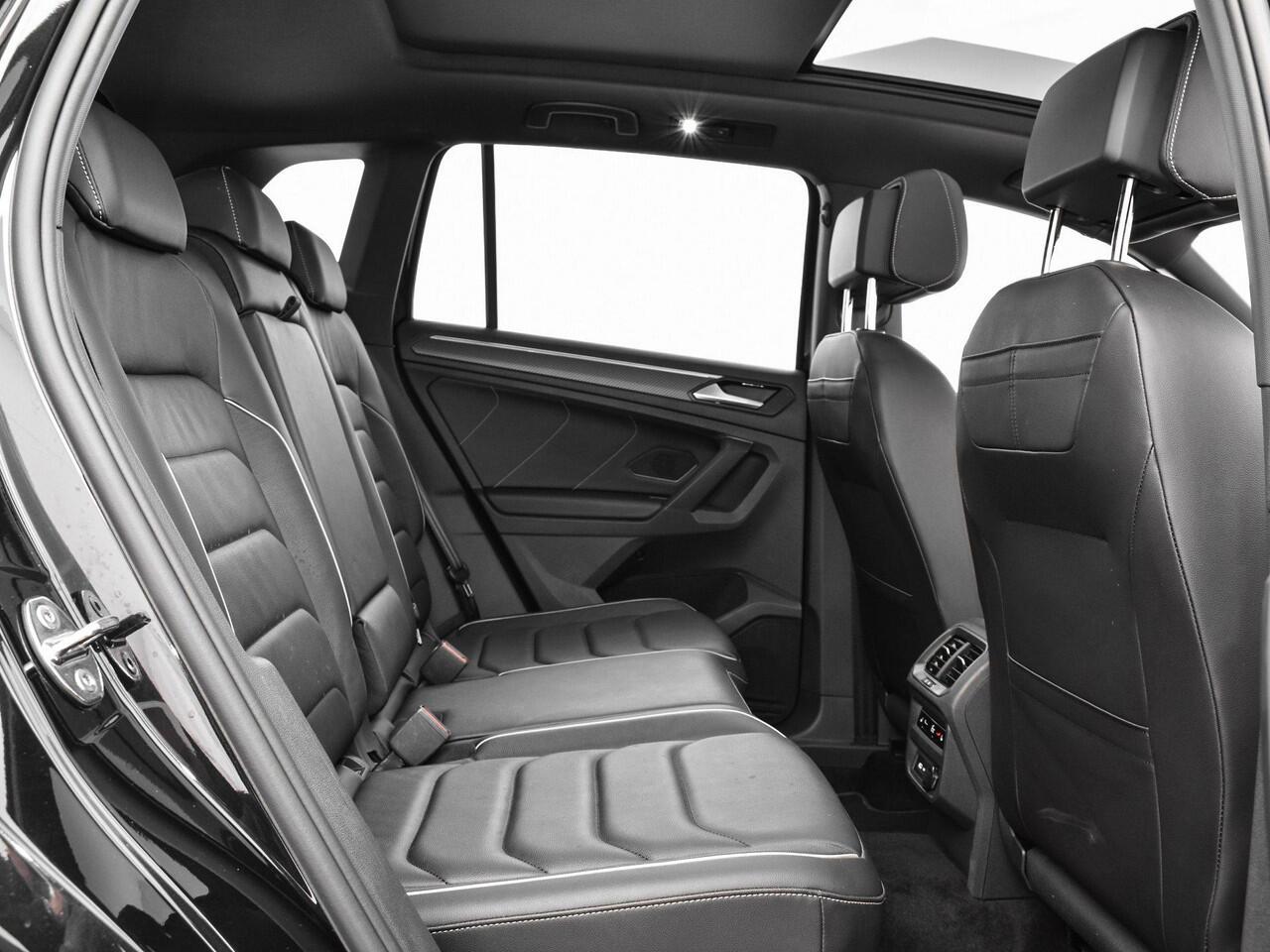 Volkswagen TIGUAN 1.4 Tsi 245pk DSG eHybrid R-Line Business+ · SOH 92% · Lederen Bekleding · Camera · Panoramadak · Apple/Android Car Play · Elek. Voorstoelen · Stoelverwarming Voor & Achter · 20'' Inch · TOPDEAL