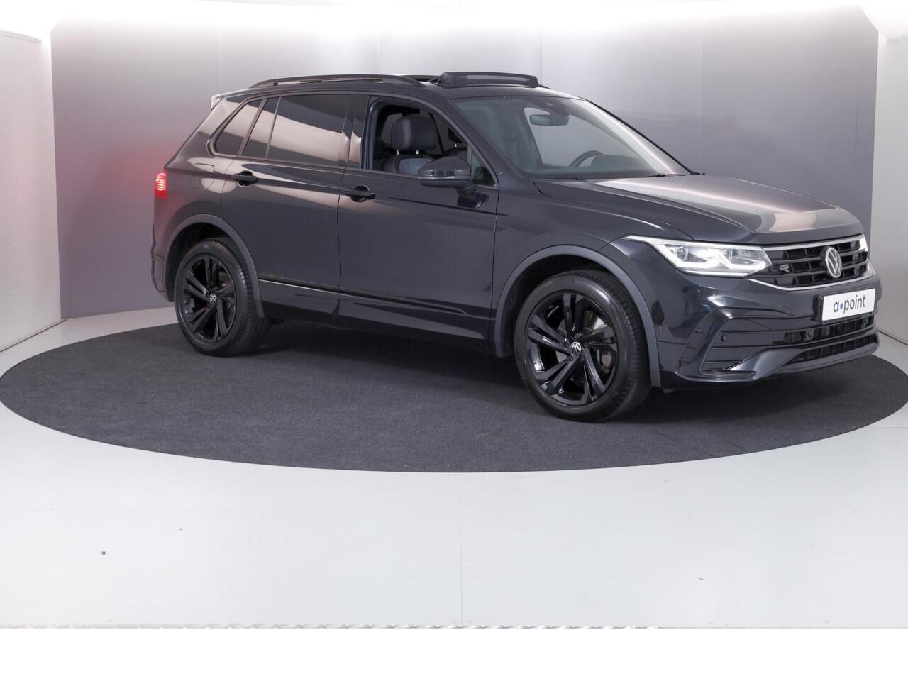 Volkswagen TIGUAN 1.4 TSI eHybrid R-Line Business+ 245 pk Automaat (DSG) | Navigatie | Panoramadak | Parkeersensoren (Park assist) | Stoelverwarming v/a | Black Style pakket | R-Line |
