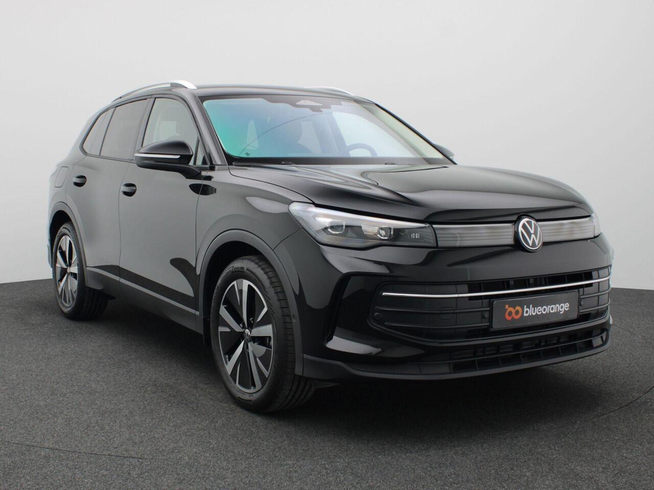 Volkswagen TIGUAN 1.5 eTSI Life Edition 150PK DSG full led, trekhaak, standkachel, adaptive cruise, side assist, stoelverwarming voor & achter, stuurwielverwarming, achteruitrijcamera, alarm, keyless, virtual pedal, 19" lichtmetaal