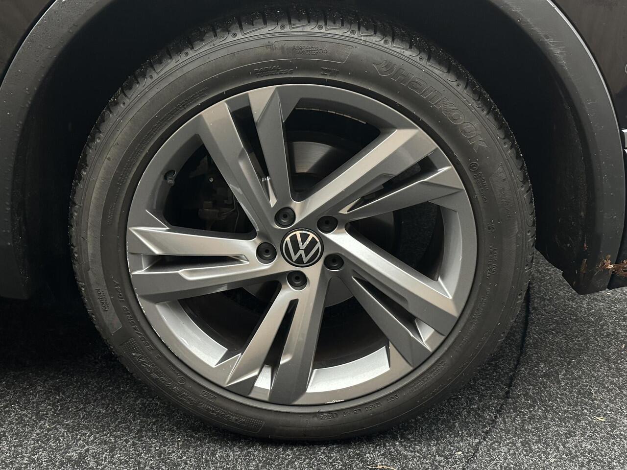 Volkswagen TIGUAN 1.5 TSI R-Line Panorama Facelift 360 Camera IQ