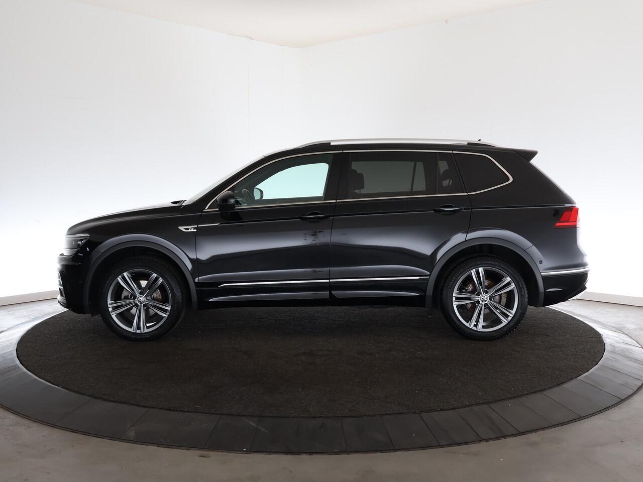 Volkswagen TIGUAN Allspace 1.5 TSI Highline Business R | Discover Pro | Dynaudio | Trekhaak | 360 Camera |*