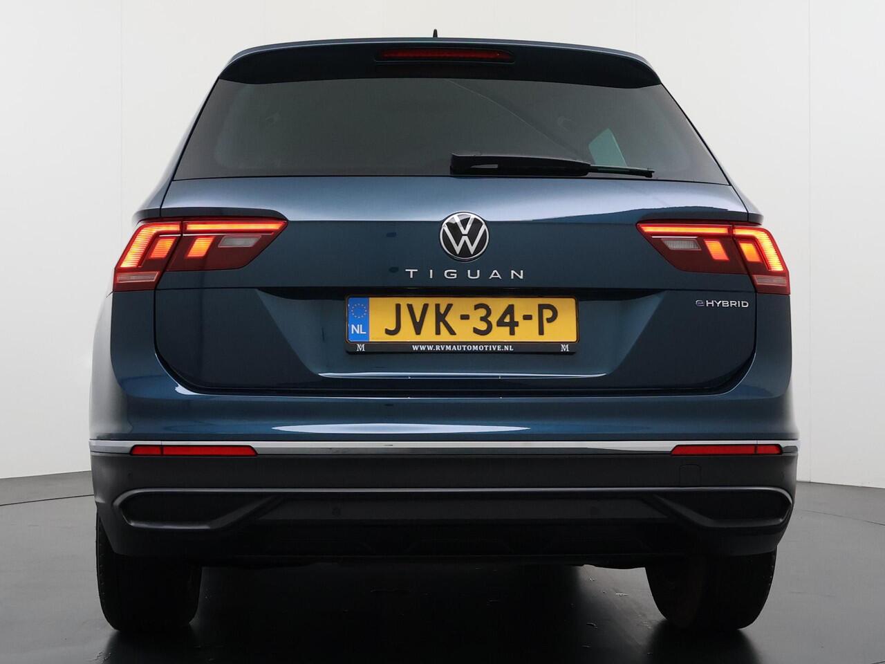 Volkswagen TIGUAN 1.4 TSI eHybrid R-Line Business+ 24.000KM!!| SUPER COMPLETE AUTO| DIG. DASH| STOEL + STUURVERWARMING| CARPLAY | NET ONDERHOUD GEHAD, RIJKLAAR INCL 12 MND. BOVAG GARANTIE|