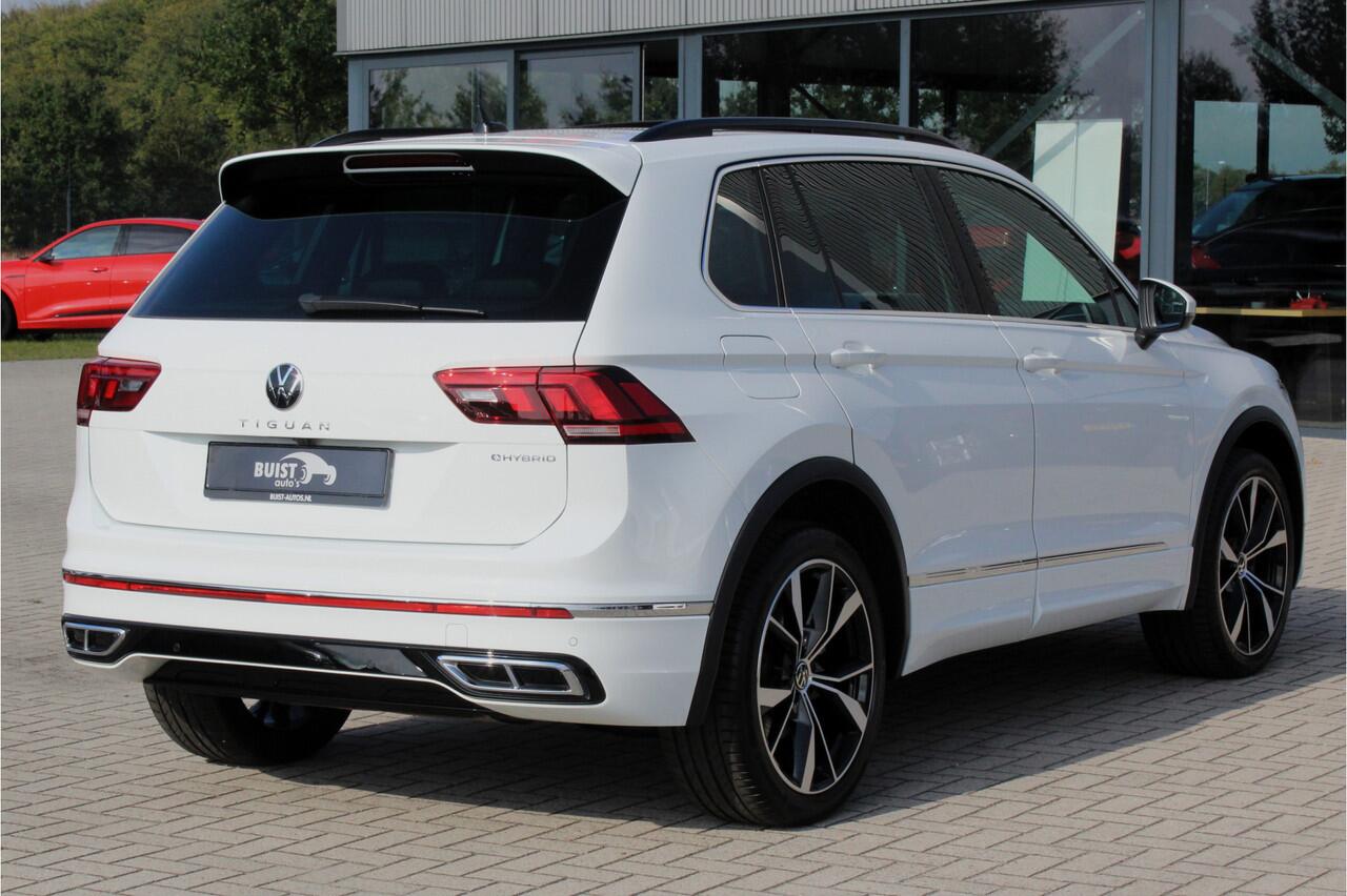Volkswagen TIGUAN 1.4 TSI eHybrid R-Line 245pk PANO LEER IQ LIGHT TREKHAAK 20"