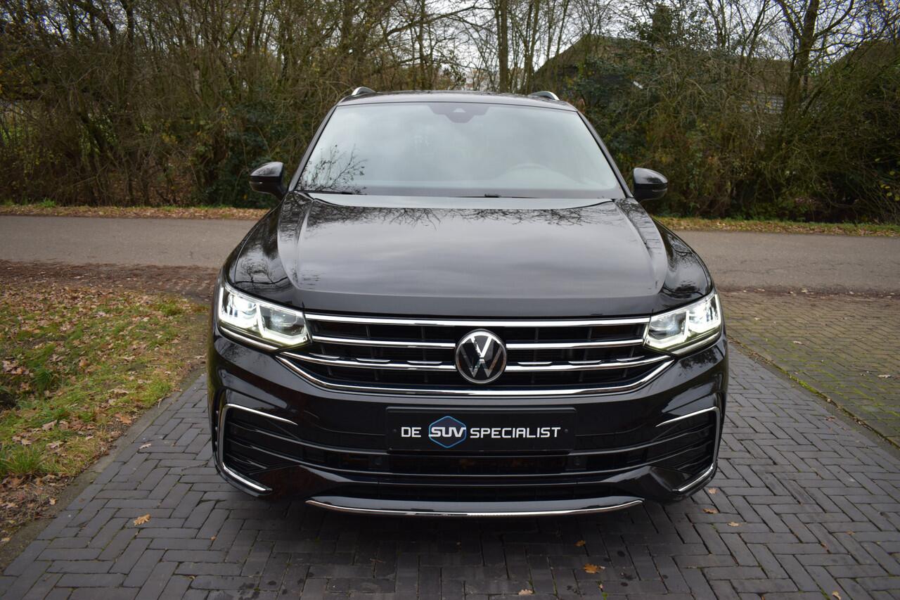 Volkswagen TIGUAN 1.5 TSI R-Line '21 LEER, PANO, TREKH, ACC, NIEUWSTAAT!