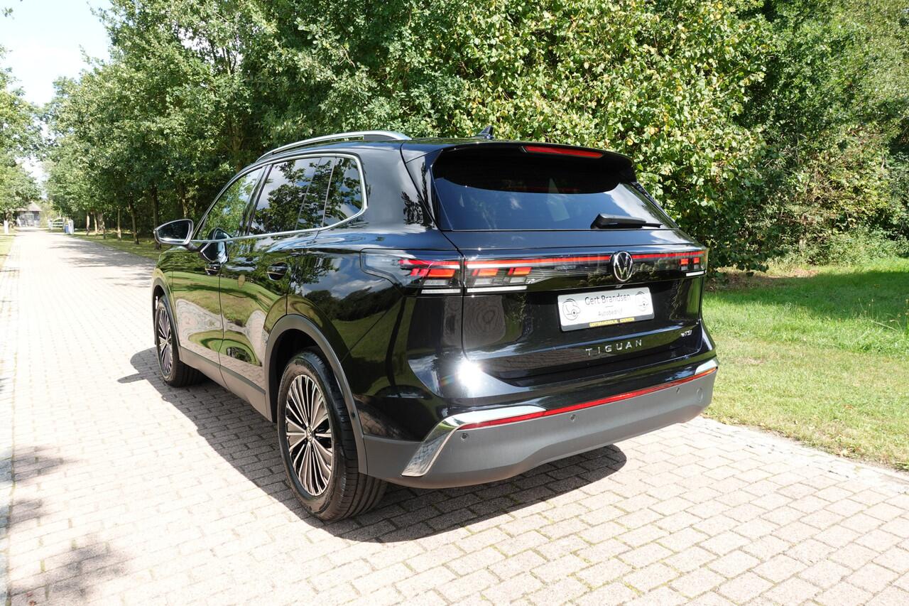 Volkswagen TIGUAN 1.5 eHybrid Elegance Business | 360° Camera | Massage | IQ.LIGHT | Adaptive Cruise Control | Stuurwiel verw. | Stoelverw. | CarPlay |