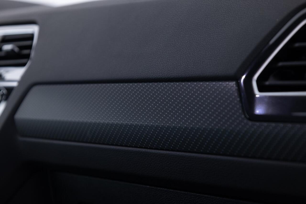 Volkswagen TIGUAN 1.4 TSI eHybrid R-Line Business+ | Trekhaak ? 1e Eigenaar