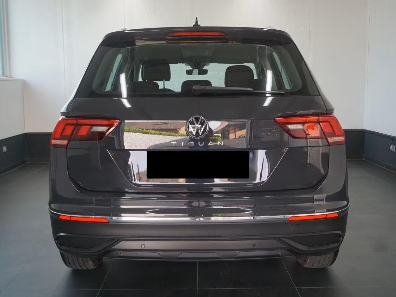 Volkswagen TIGUAN 2.0 TDI 150 PK DSG ACC Zwenkbare Trekhaak LED Navi Camera