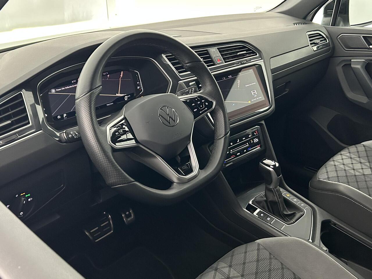 Volkswagen TIGUAN 1.4 TSI 245pk eHybrid R-Line Business+ Black Style Trekhaak Camera Led Virtual Cockpit Navigatie