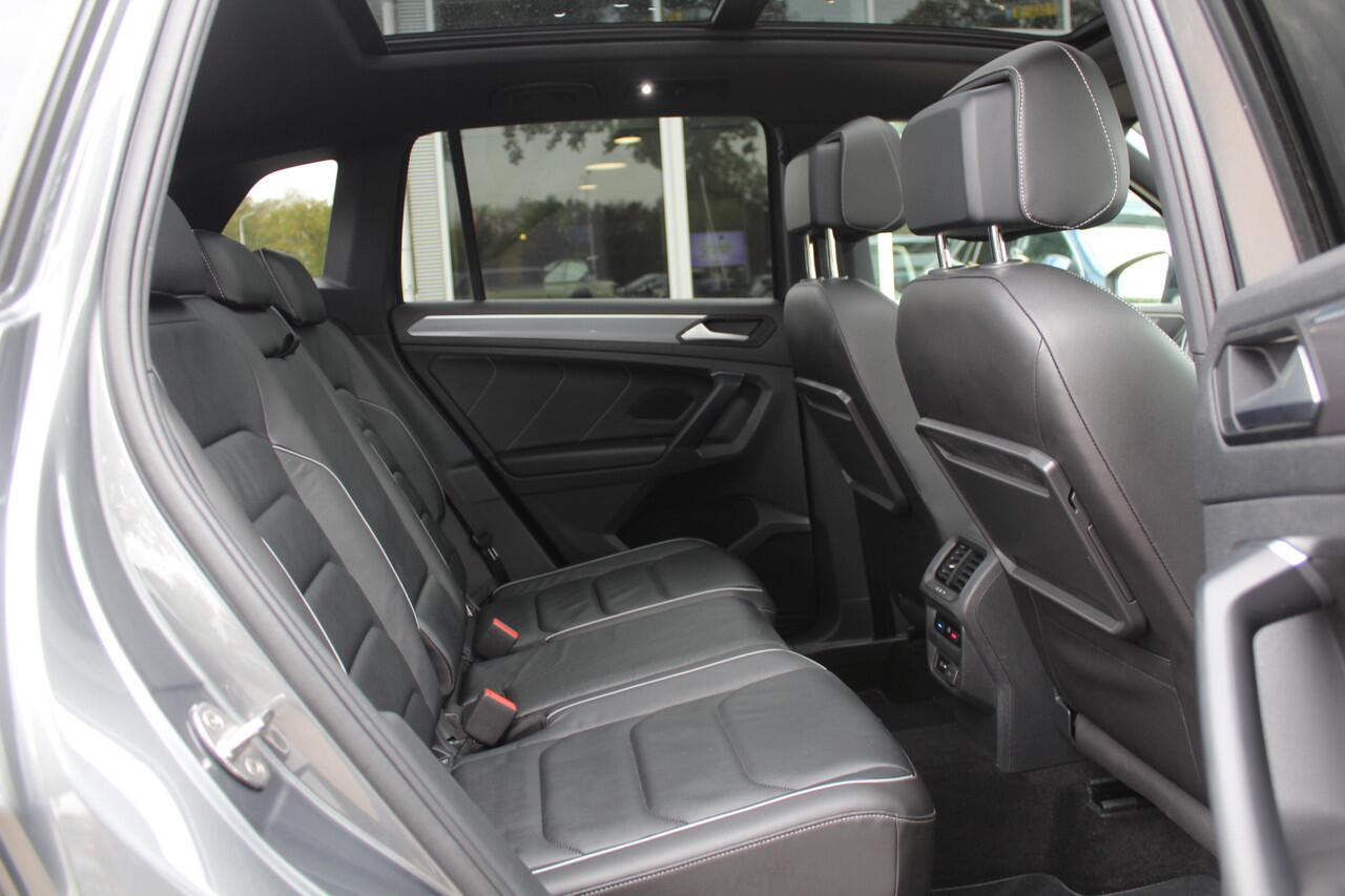 Volkswagen TIGUAN 1.5 TSI ACT Highline Business 3x R-Line / Panoramadak / Camera / Leder / 20'' / Blackpack / CarPlay / DAB / Stoelverwarming / Virtual Cockpit / ACC