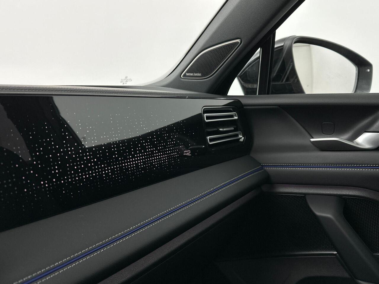 Volkswagen TIGUAN R-Line Edition Plug in Hybride 272 pk