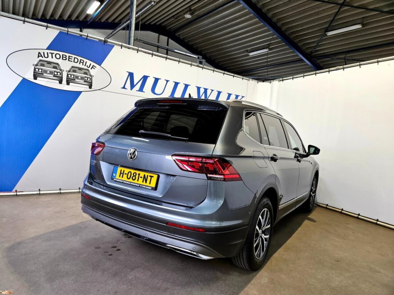 Volkswagen TIGUAN 1.5 TSI Comfortline Business 7p. / Camera / Panoramadak / NL Au