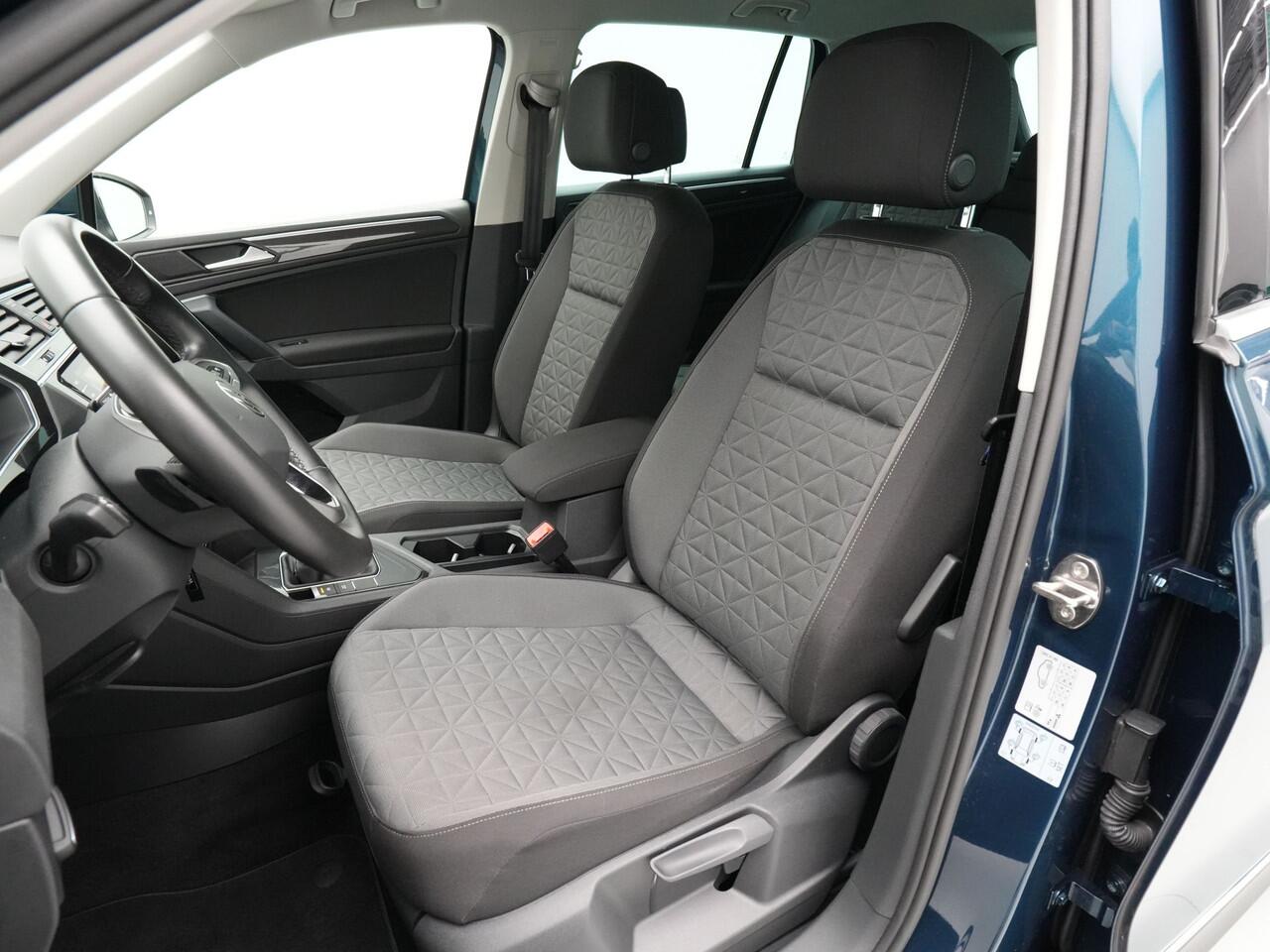 Volkswagen TIGUAN 1.4 TSI 245pk eHybrid Life Navigatie Clima Pdc Acc Side Assist 155